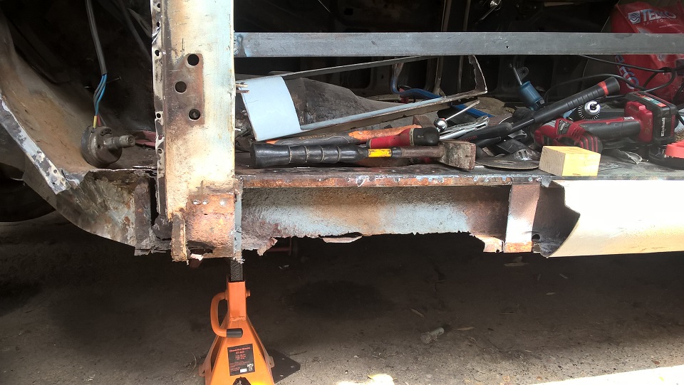 bas de caisse avt.jpg