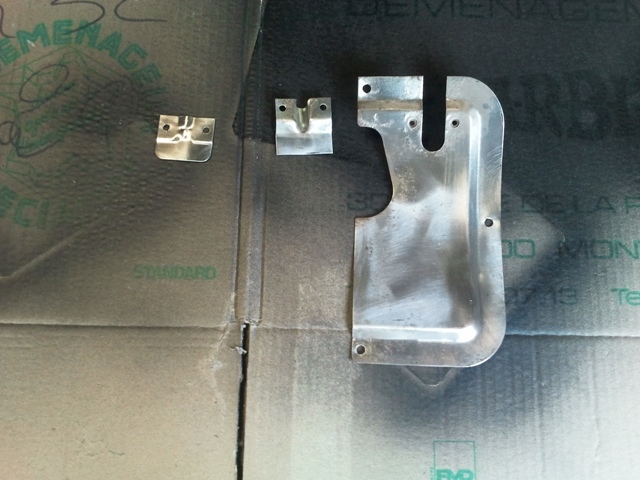 décapage et apprêt  sur petit pièce du pédalier