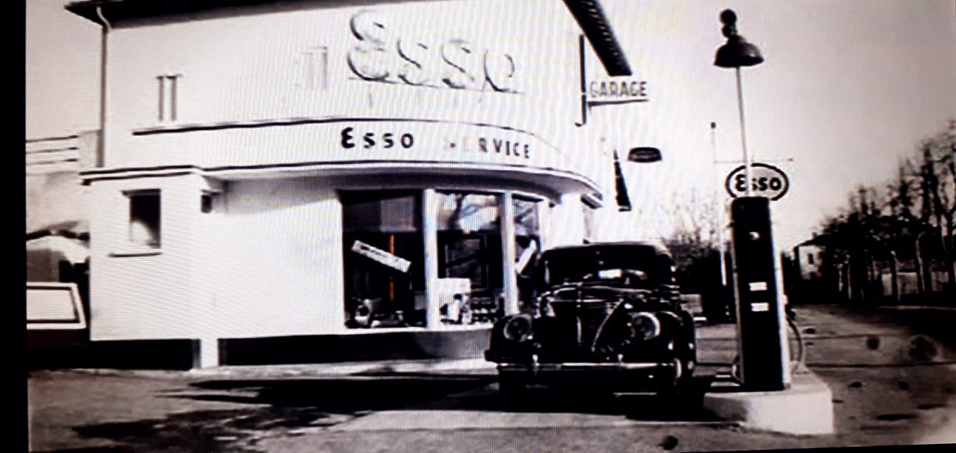matford station esso.jpg