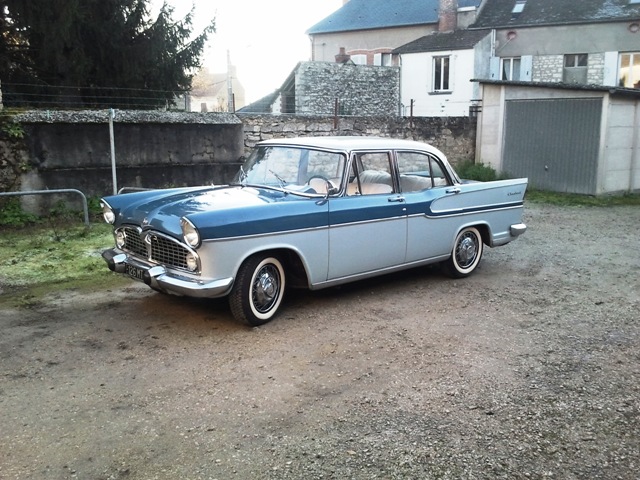 j'ai remis en place les enjoliveurs d'origine c'est beaucoup mieux comme ça