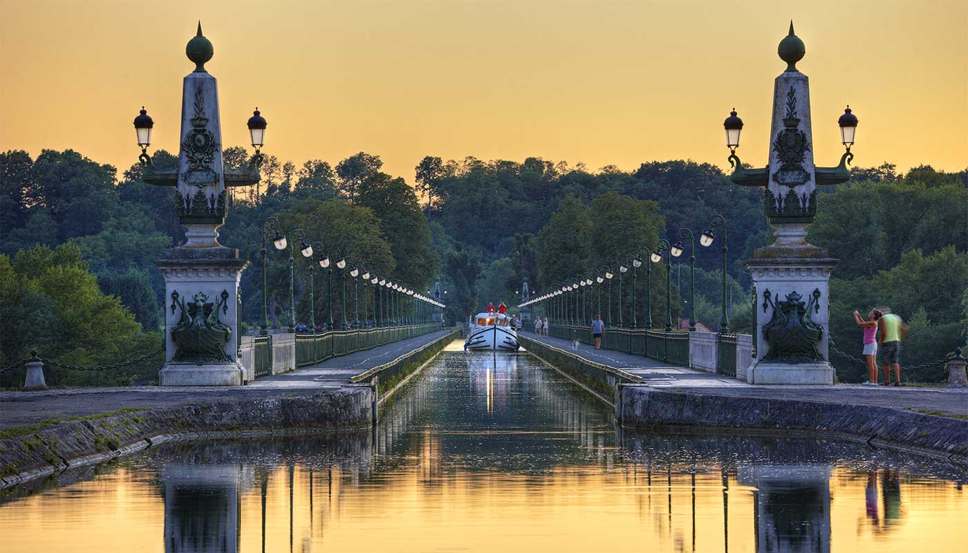 pont-canal-briare-fr.jpg