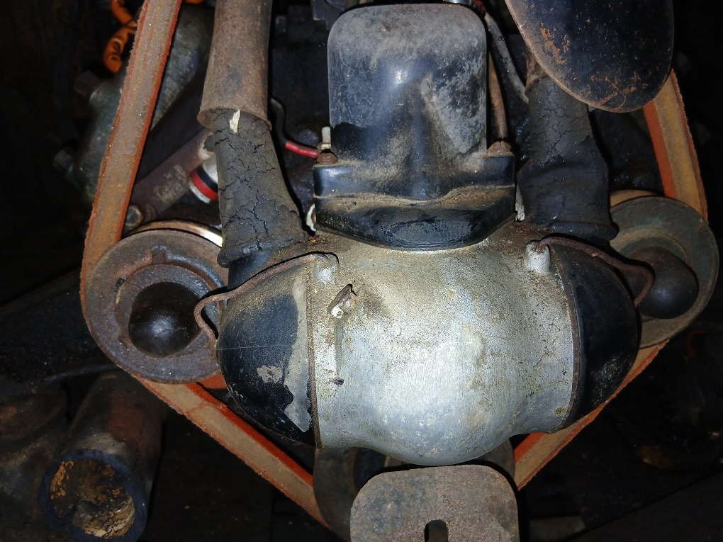 Tete de mort allumage Matford 5.jpeg